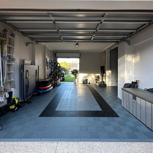 Swisstrax Smoothtrax Jet Black Garage Floor Tile