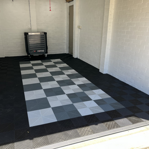Swisstrax Ribtrax Pearl Silver Garage Floor Tile