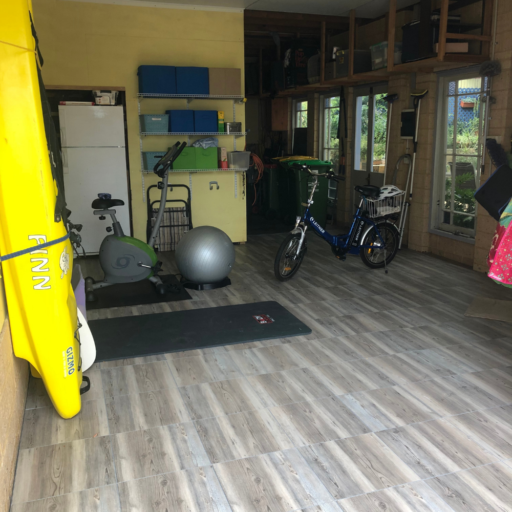 Swisstrax Vinyltrax Ash Pine Garage Floor Tile