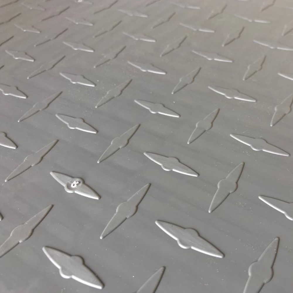 Diamondtrax Slate Grey