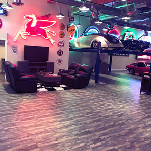 Swisstrax Vinyltrax Reclaimed Pine Garage Floor Tile