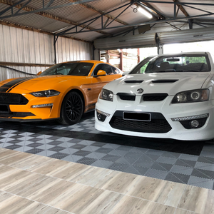Swisstrax Vinyltrax Light Maple Garage Floor Tile